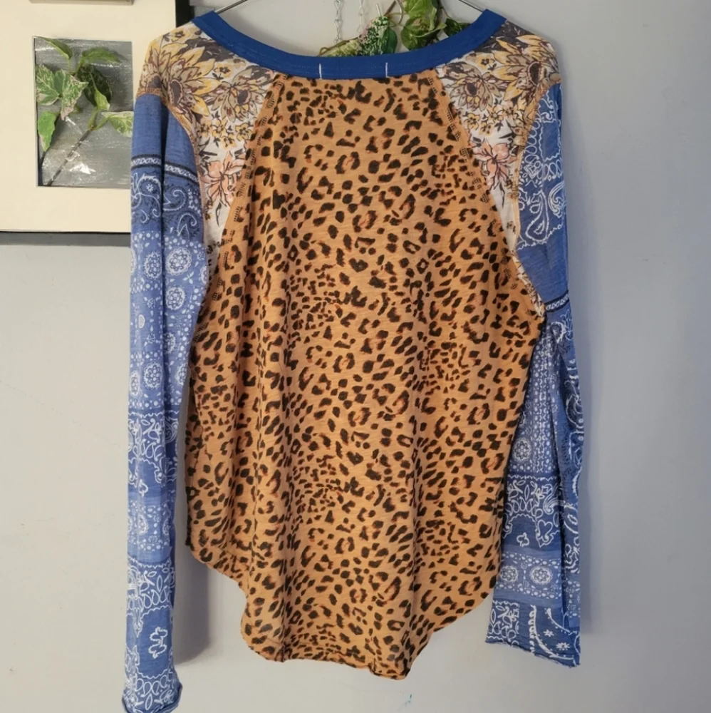 Free People Friday Night Leopard Top - Picture 4 of 4